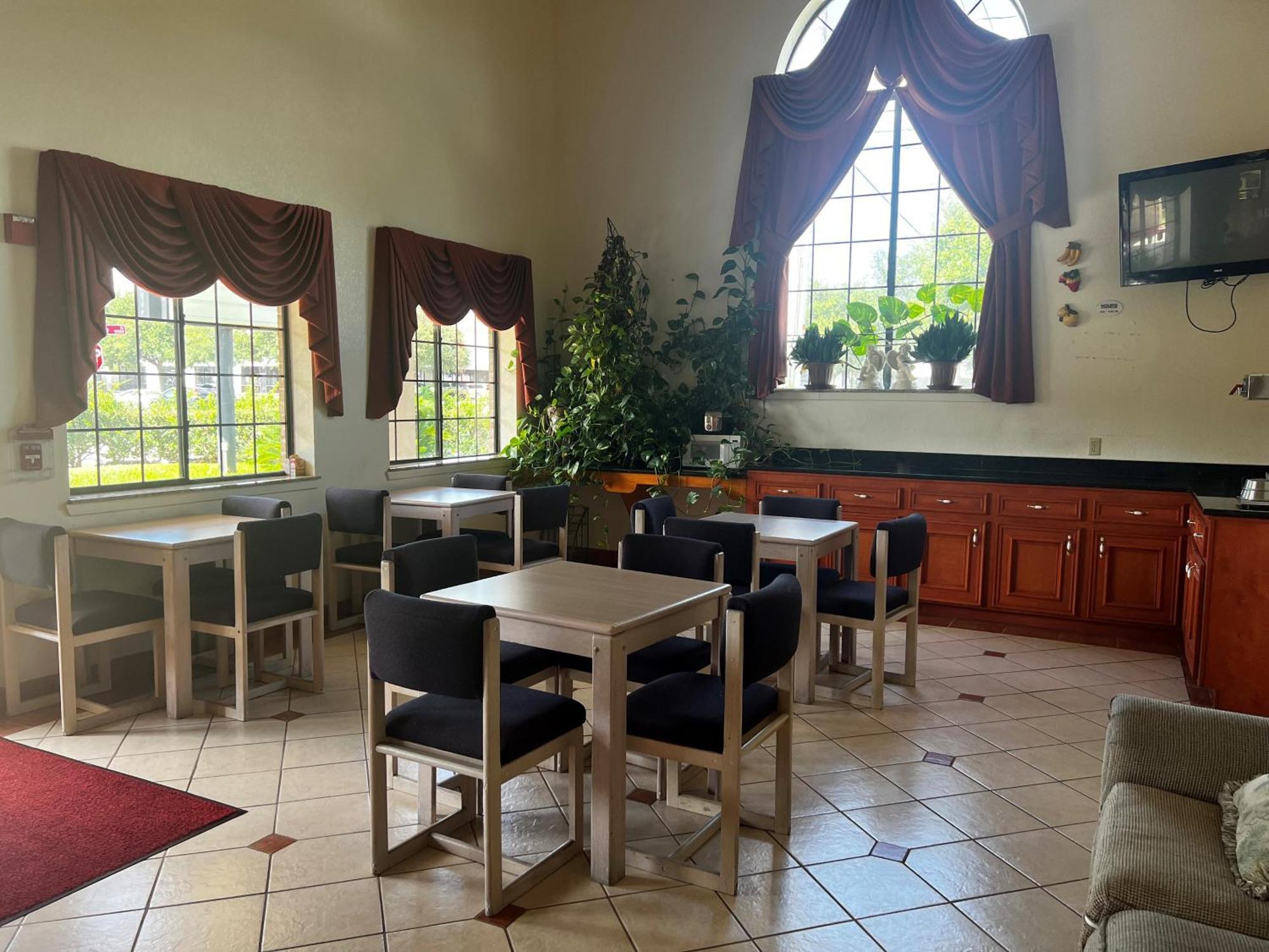 Super 8 By Wyndham Stafford Sugarland Area Hotel Ngoại thất bức ảnh